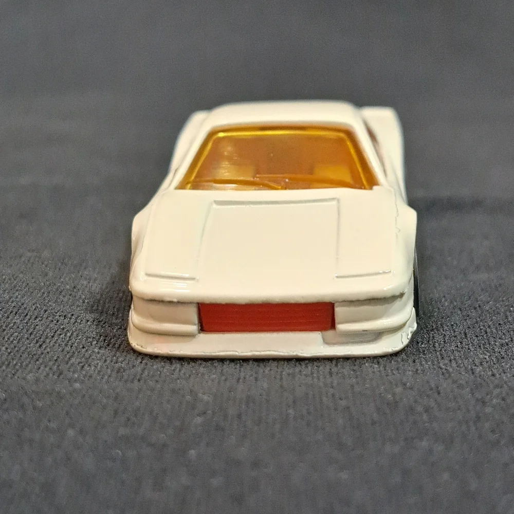 Vintage 1986 Hot Wheels Ivory Ferrari Testarossa Malaysia F8-F7‎